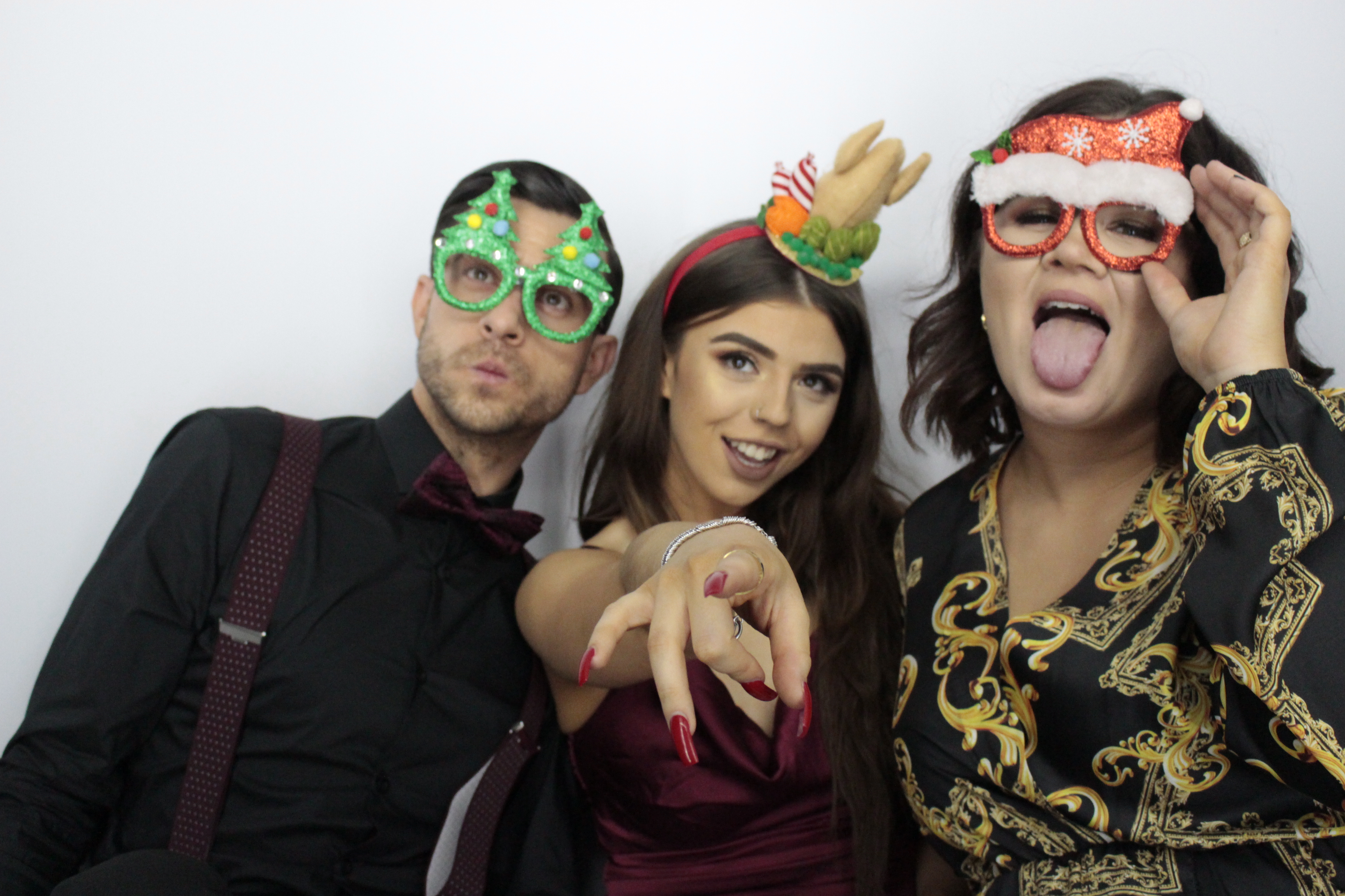 Fittleworth Medical Christmas Party | View more photos from the event at gallery.myphotoboothexperience.co.uk/u/MyPhotoBoothExperienceLtd/Fittleworth-Medical-Christmas-Party